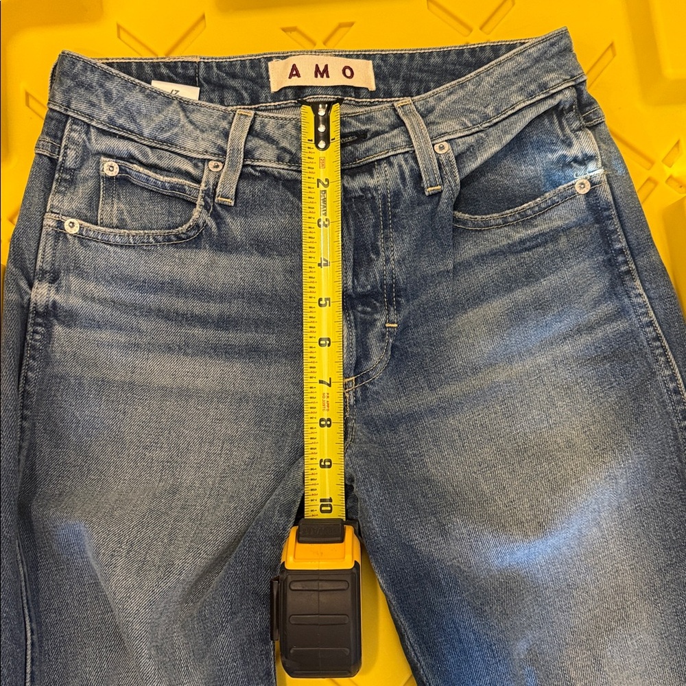 AMO Jeans - Picture 7 of 10